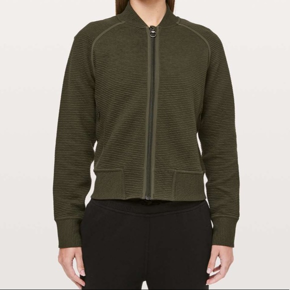 lululemon on repeat jacket